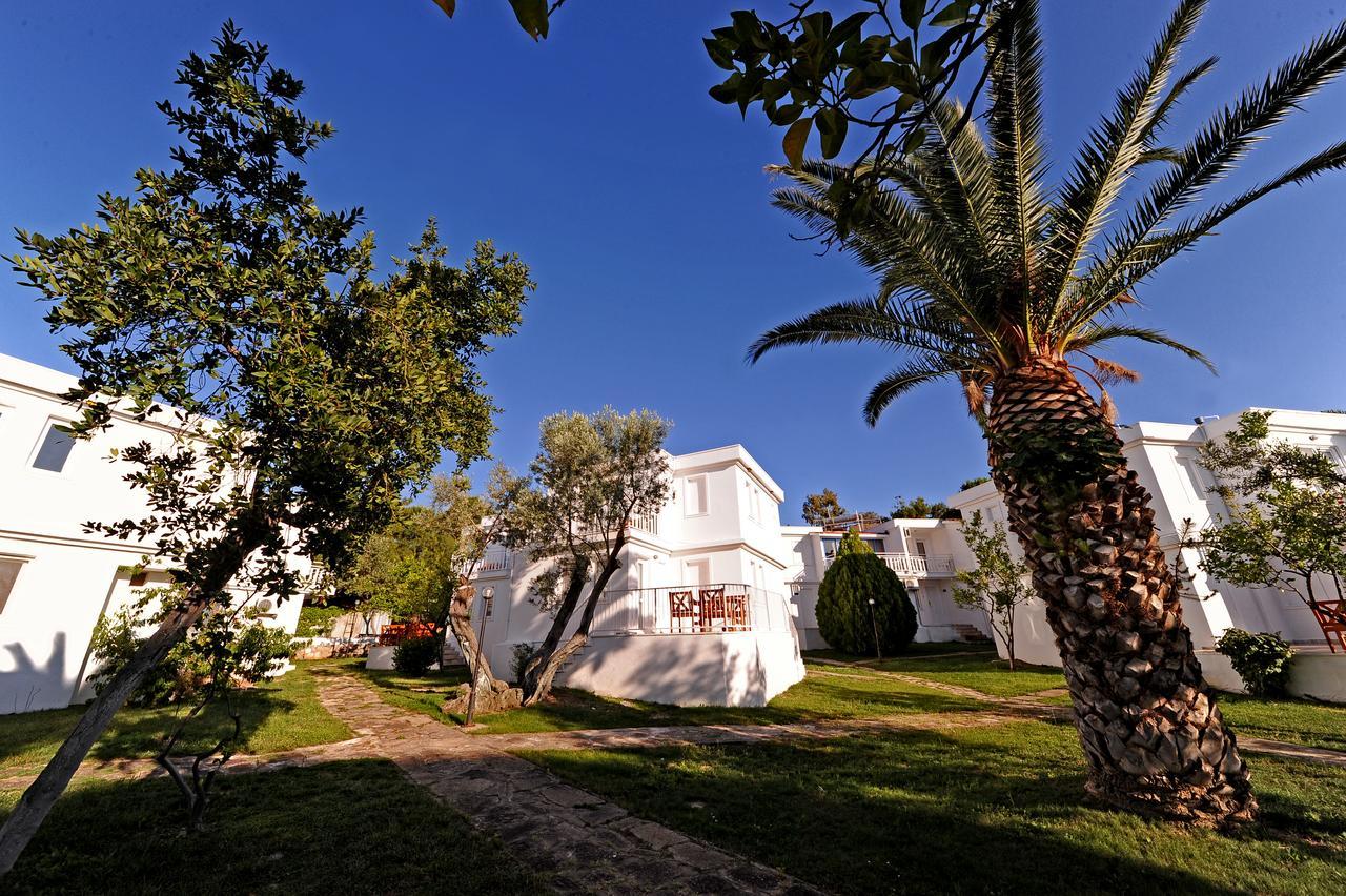 Hanedan Flora Apart Hotel Foca Exterior photo