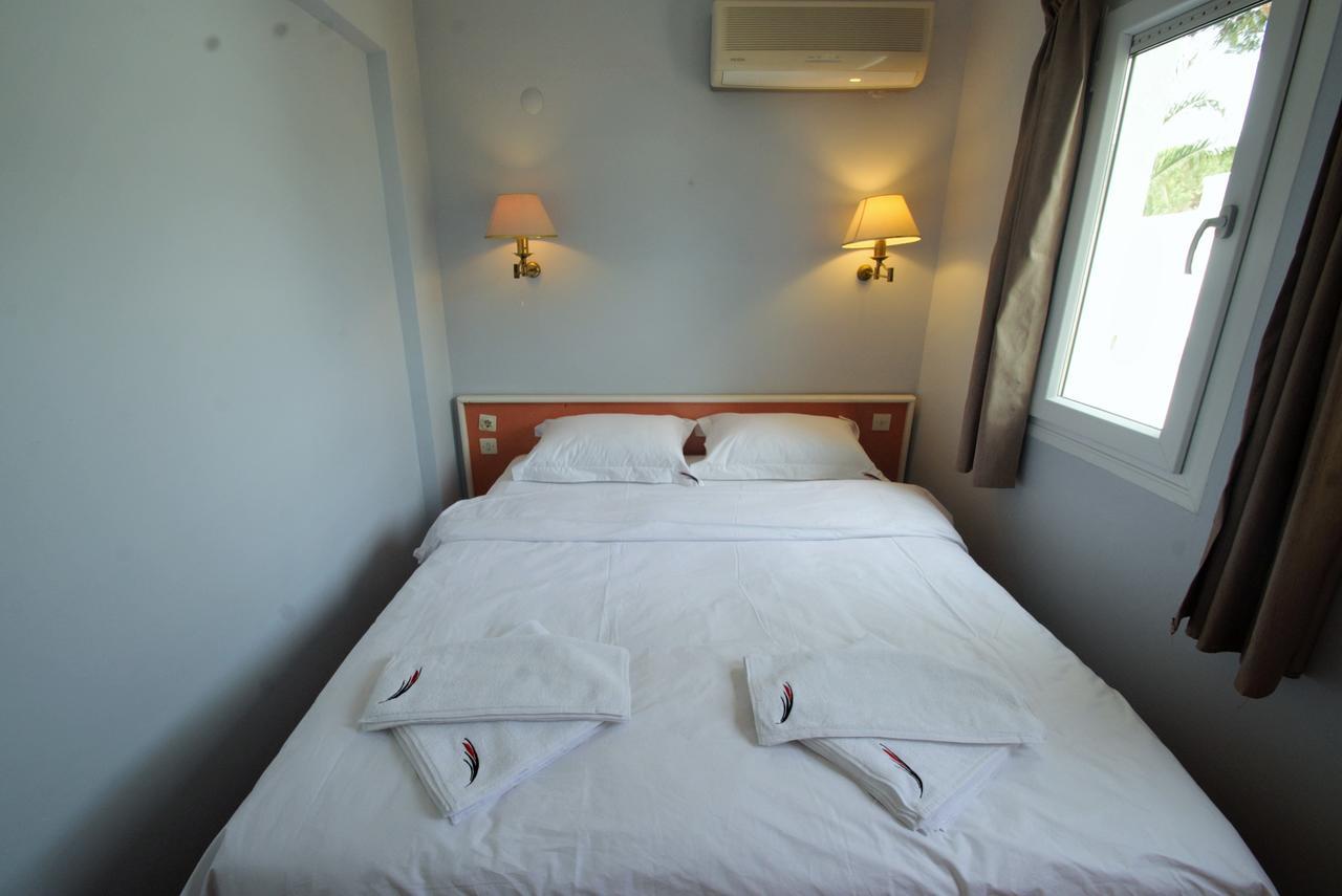 Hanedan Flora Apart Hotel Foca Exterior photo