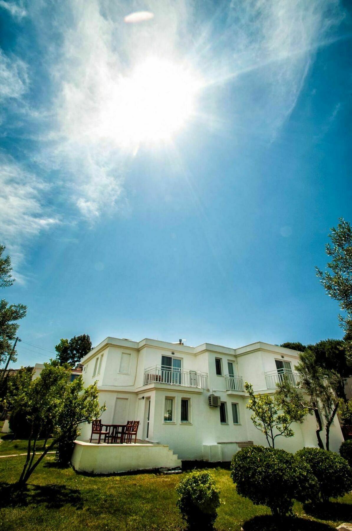 Hanedan Flora Apart Hotel Foca Exterior photo